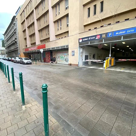 Daire Liliom Tranquil 2-bdr Budapeşte