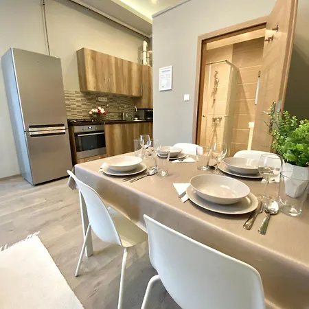 Liliom Tranquil 2-bdr Budapest