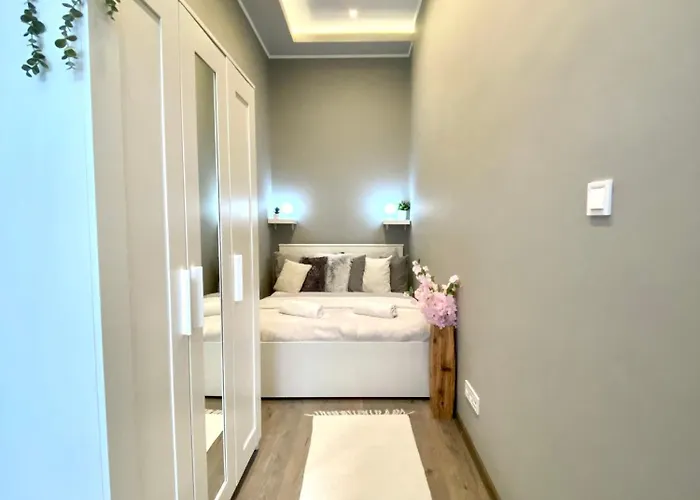 Appartement Liliom Tranquil 2-bdr Boedapest